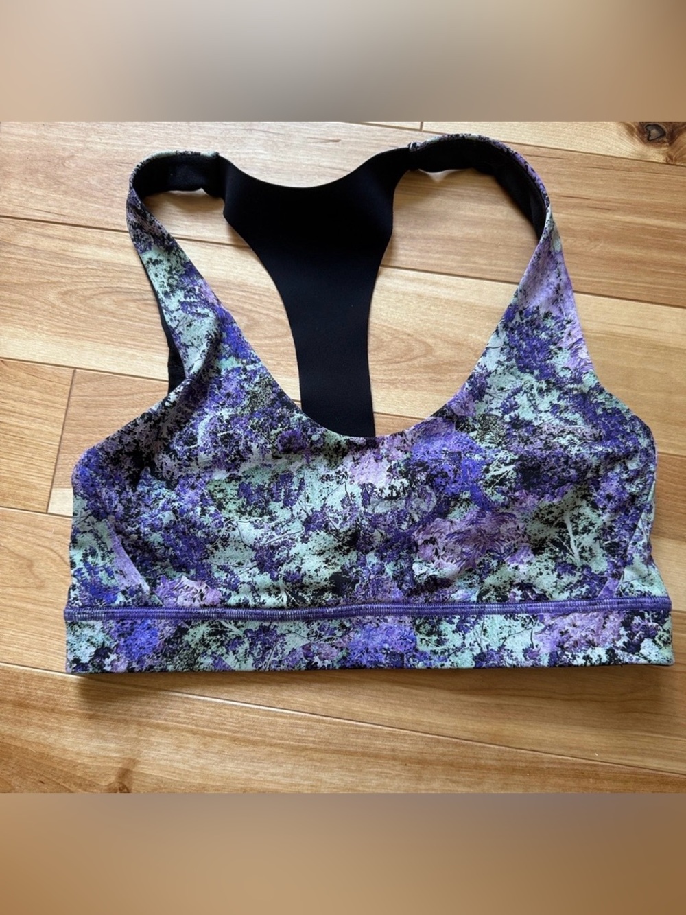 ✨ Lululemon Purple & Mint Printed Racerback Sports Bra Size 6 ✨